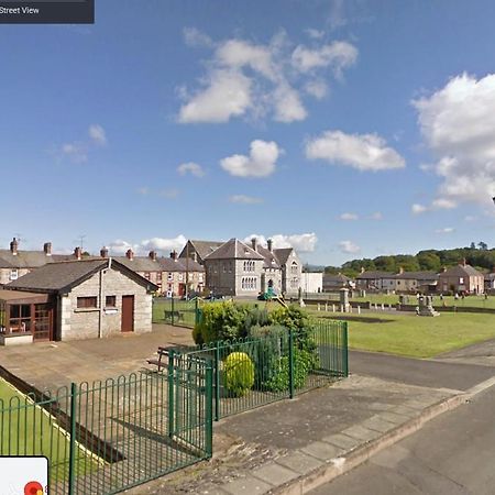 College Square, Terrace House Lägenhet Bessbrook Exteriör bild